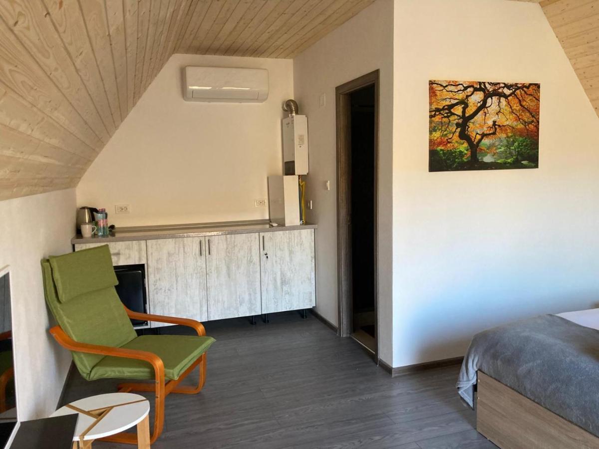 Cabanele Lu' Dinu Curtea De Arges Bagian luar foto
