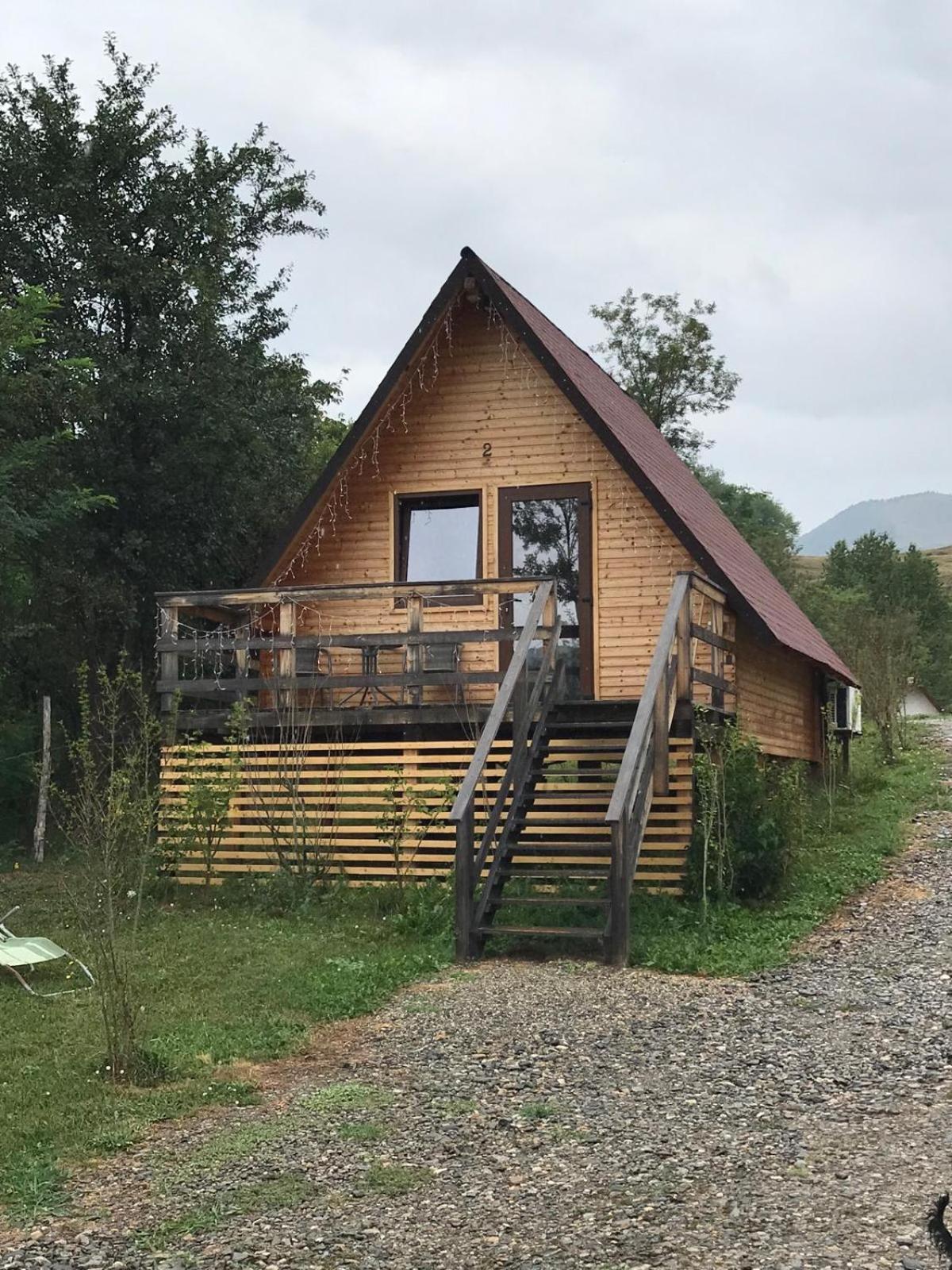 Cabanele Lu' Dinu Curtea De Arges Bagian luar foto